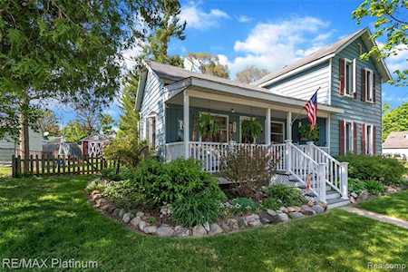 319 E Frank St Fowlerville Vlg, MI 48836