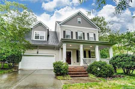 1023 Windsong Bay Ln Tega Cay, SC 29708