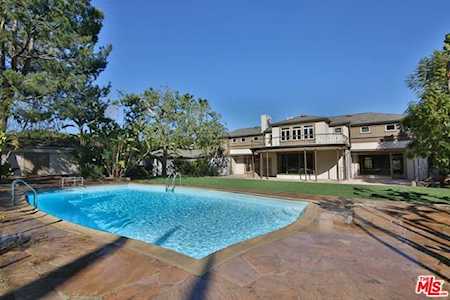 901 N Whittier Drive Beverly Hills, CA 90210