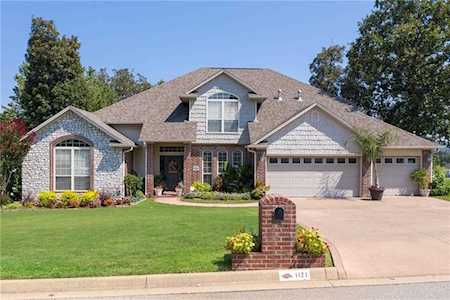 1121 Solitude Dr Van Buren, AR 72956
