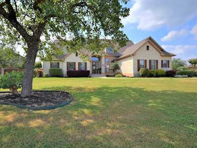 220 Sebastian Ln Georgetown, TX 78633