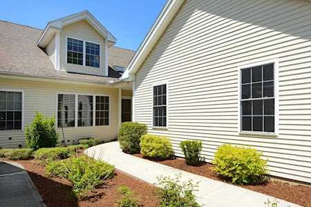 125 Orchard Meadow Dr #125 Shrewsbury, MA 01545