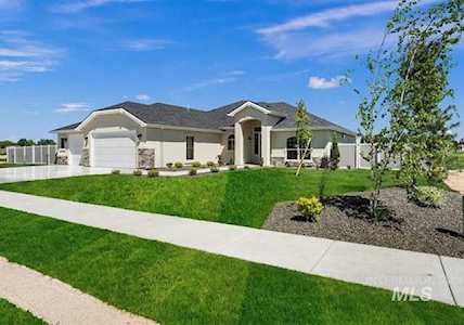 544 Valhalla Middleton, ID 83644
