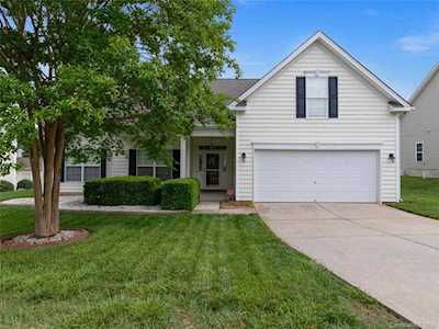 18505 Torrence Chapel Estates Circle Cornelius, NC 28031