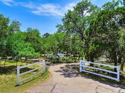 8011 Niles Cv Austin, TX 78737