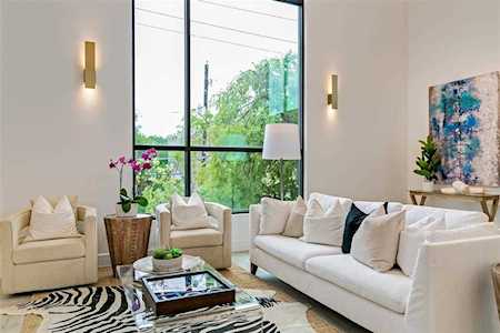 3880 N Munger Street #102 Dallas, TX 75204