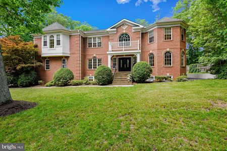 3510 Georges Ln Falls Church, VA 22044