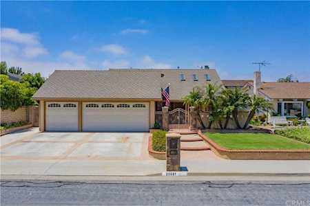 20081 Gothic Circle Huntington Beach, CA 92646