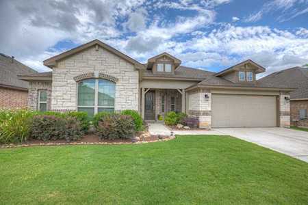 248 Summer Vista Dr Buda, TX 78610