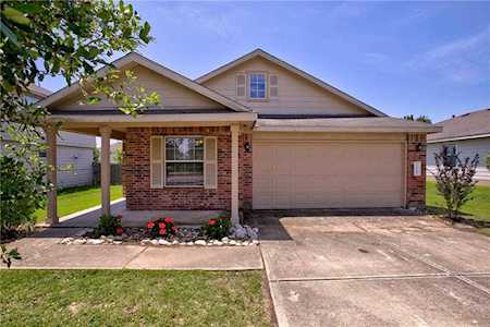 2230 Green Meadows Ln Buda, TX 78610