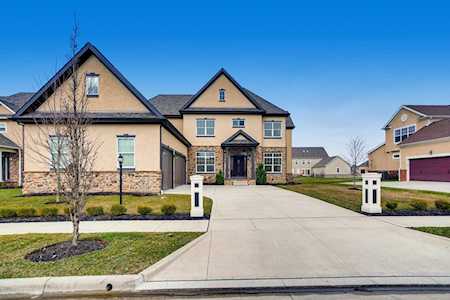 9381 Nicholson Way Dublin, OH 43017