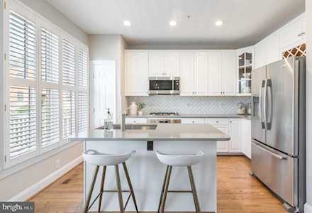 1204 Pitt St Alexandria, VA 22314