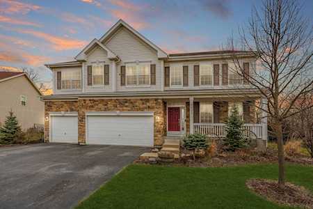 1295 Verona Ridge Dr Aurora, IL 60506