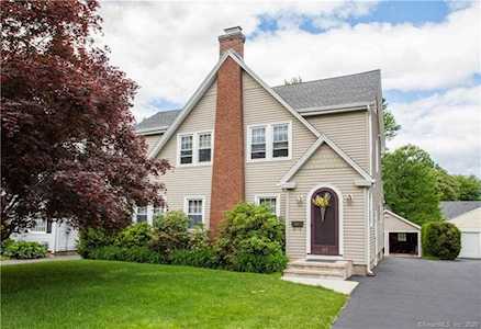 21 Griswold Drive West Hartford, CT 06119