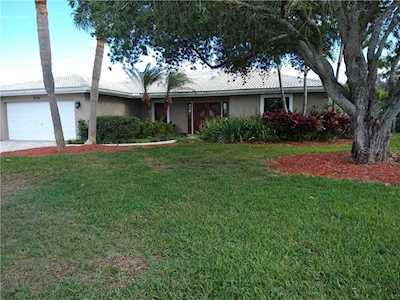 2038 NE Kansas Ave St Petersburg, FL 33703