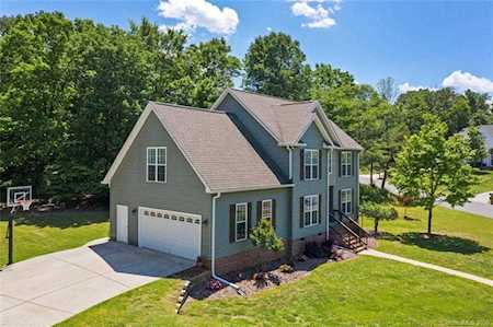 7729 Orchard Park Circle Harrisburg, NC 28075