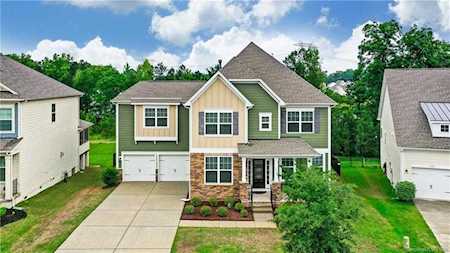 1319 Corey Cabin Ct Fort Mill, SC 29715