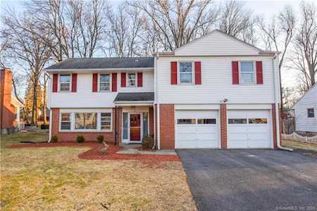 31 Brownleigh Road West Hartford, CT 06117