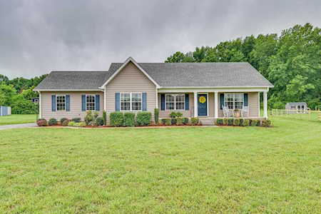 4783 Brookhollow Rd Chapel Hill, TN 37034
