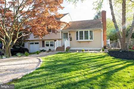 18 Taylor Rd Conshohocken, PA 19428