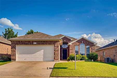 4024 Martinsburg Drive Fort Worth, TX 76244