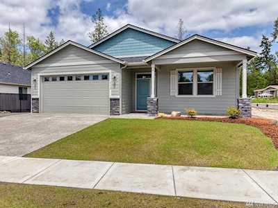 112 Zephyr Dr Silverlake, WA 98645