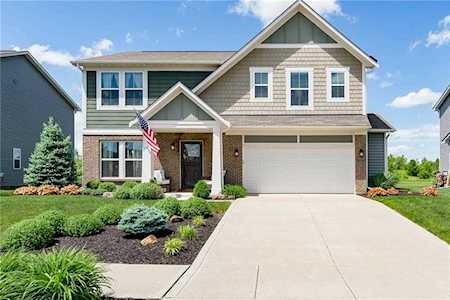 6084 W Brickell Lane Mccordsville, IN 46055