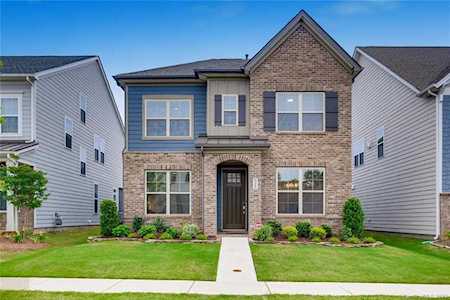 8260 Cornhill Ave Charlotte, NC 28277