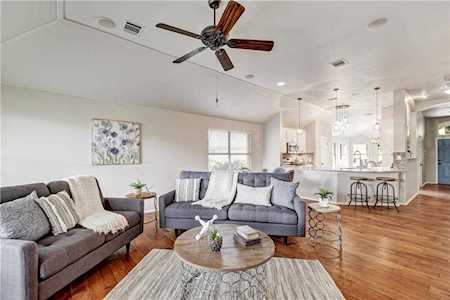 2617 Birchleaf Trl Austin, TX 78748