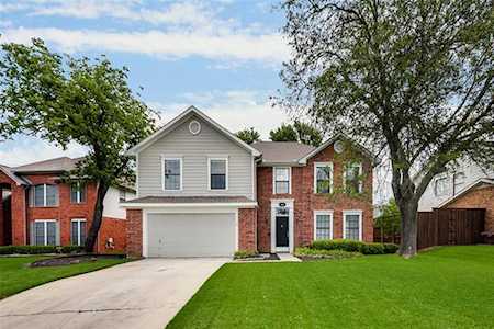 2212 Bentley Drive Flower Mound, TX 75028