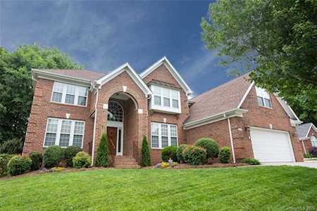 15819 Burlingame Dr Huntersville, NC 28078