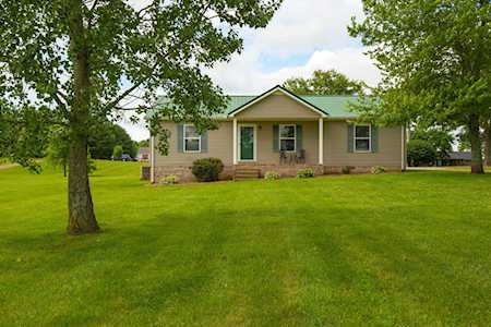 6769 Lovel Cook Rd Springfield, TN 37172