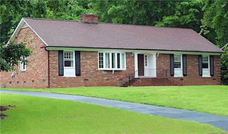 2515 Huntingtowne Farms Ln Charlotte, NC 28210