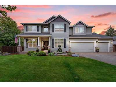16463 Willamette Valley Dr Oregon City, OR 97045