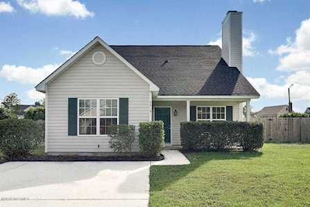 2819 Miranda Court Wilmington, NC 28405