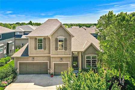 12145 S Roundtree St Olathe, KS 66061