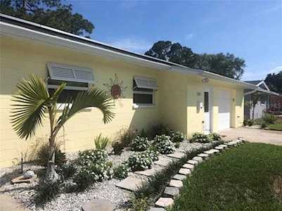 4511 NE Huntington St St Petersburg, FL 33703