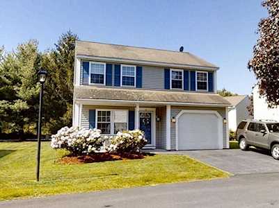 12 Mulberry Way #12 Tewksbury, MA 01876