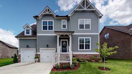 2736 Cloister Ln Thompsons Station, TN 37179