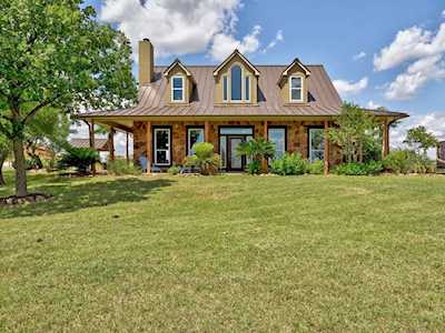 260 Hudson Ln Dripping Springs, TX 78620