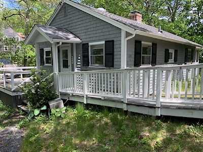 124 Rocky Hill Rd Plymouth, MA 02360