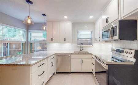 2952 Harbinger Lane Dallas, TX 75287