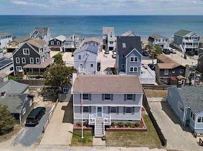 15 Hummock Ln Duxbury, MA 02332