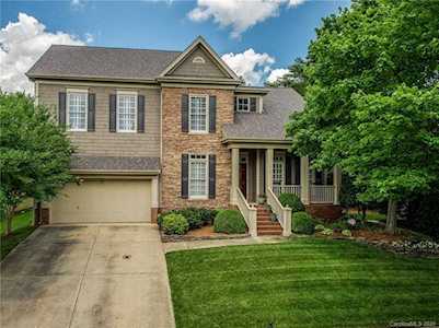 8121 Hawk Crest Ct Charlotte, NC 28270