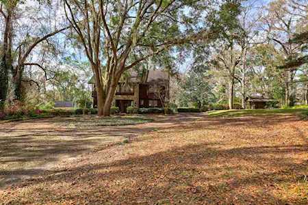 3610 N Meridian Road Tallahassee, FL 32312