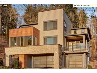 12212 NW Fernleaf Ln #105 Portland, OR 97229