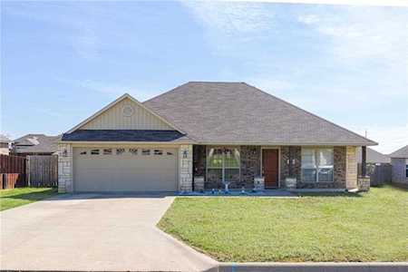 2502 Kevin St Van Buren, AR 72956