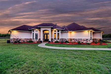 9409 Lake Trail Celina, TX 75009