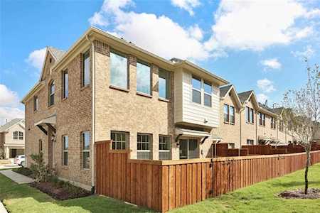 2729 Majesty Drive Little Elm, TX 75068