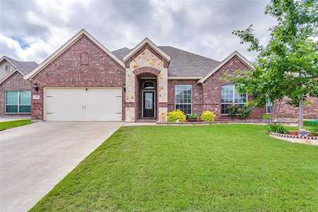 658 Plum Drive Burleson, TX 76028